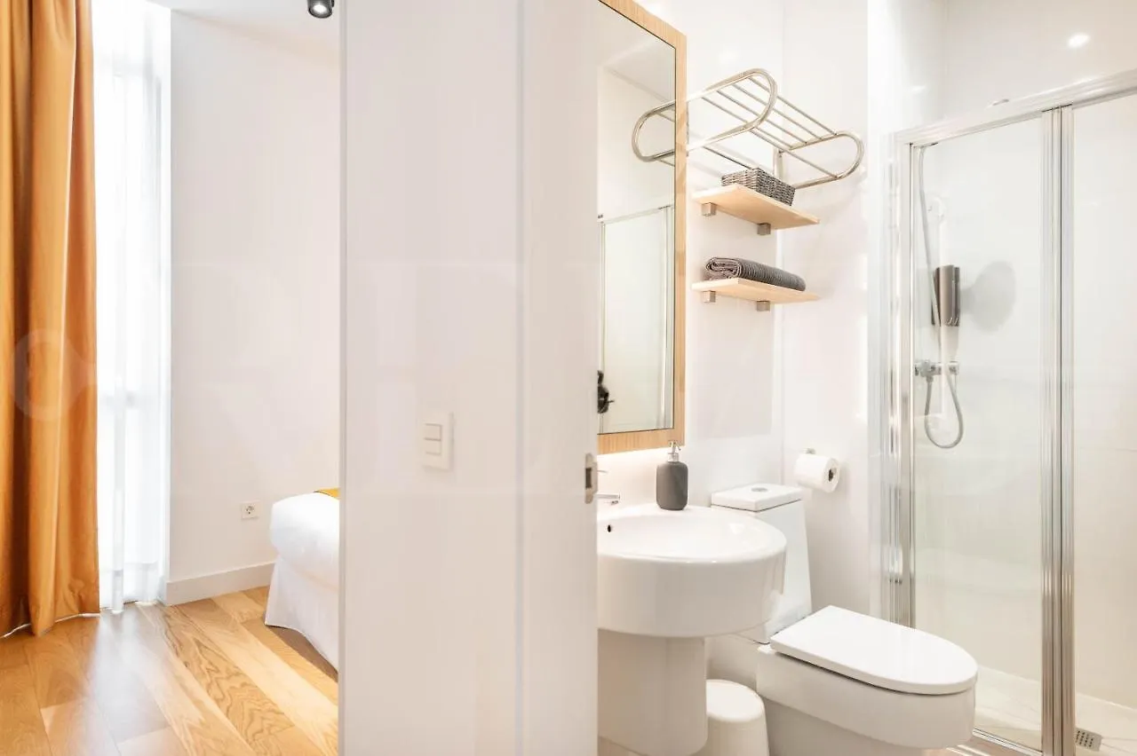 Luxe Apartment In The Historic Center By Rems Malaga