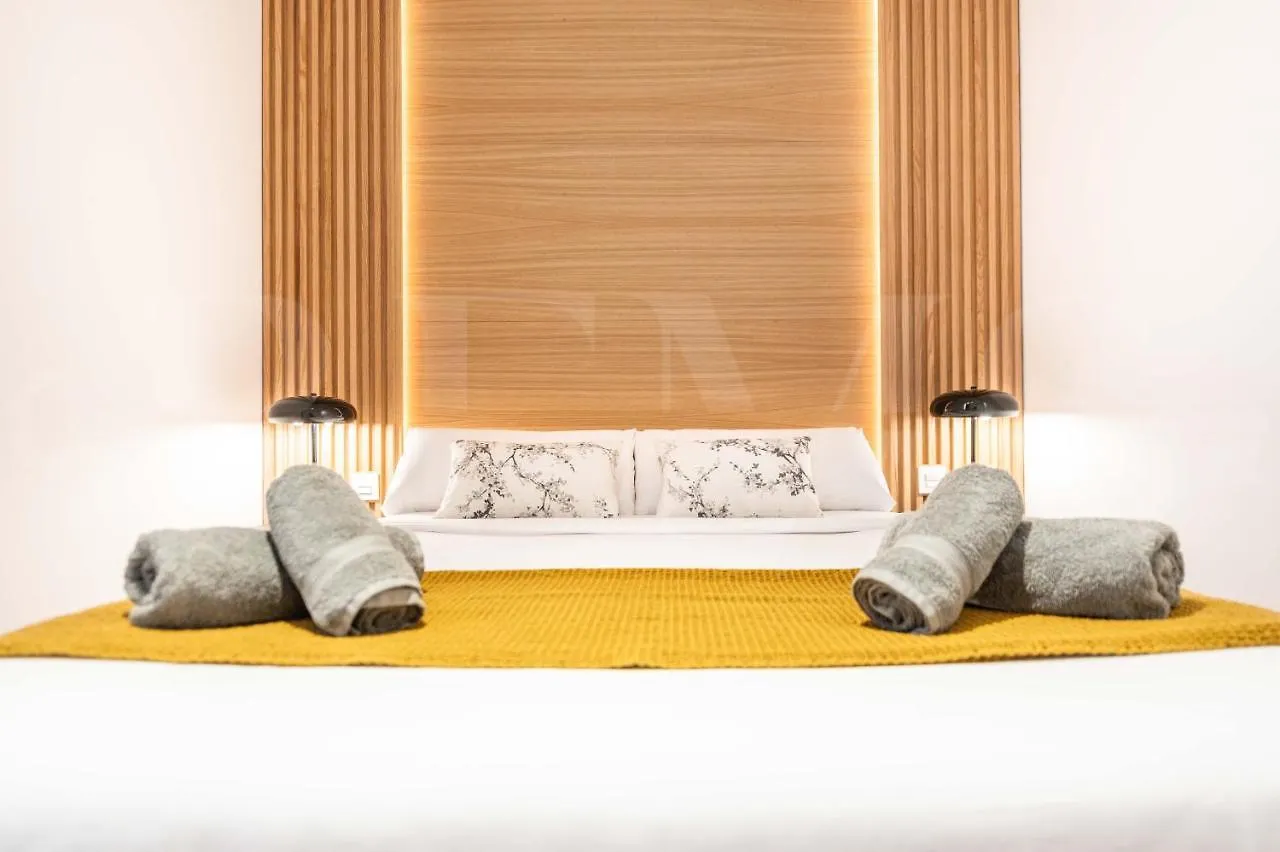 Luxe Apartment In The Historic Center By Rems Malaga